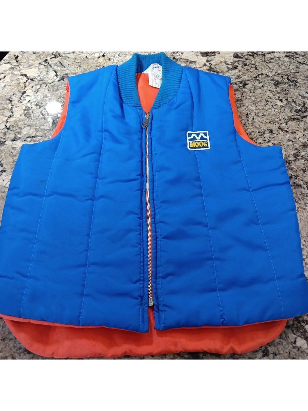 Vintage Medium Moog Racing Mens Blue Puffer Vest Avon Sportswear Made In Canada